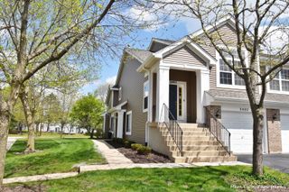 2402 Wilton Lane 2402, Aurora, IL 60502