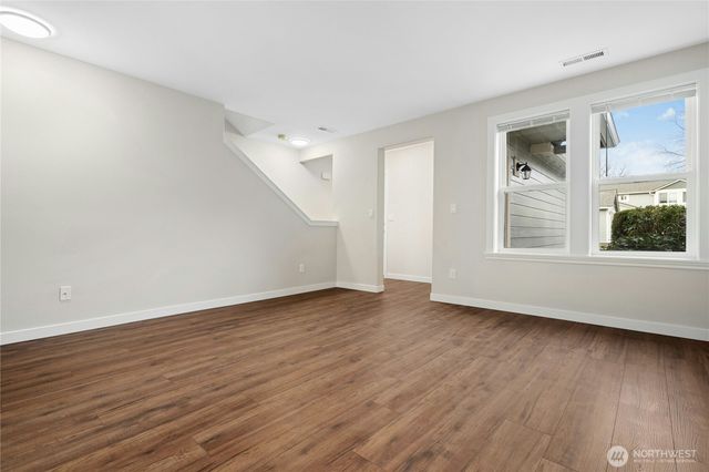 10908 62nd Street E, Puyallup, WA 98372