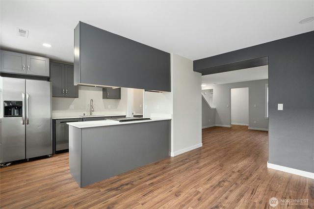 10908 62nd Street E, Puyallup, WA 98372