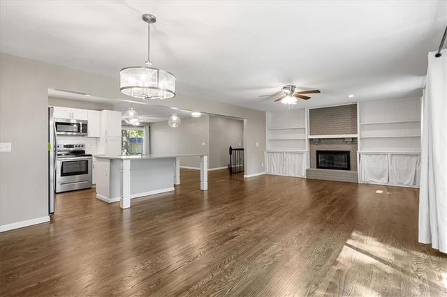 8719 Stearns Avenue, Overland Park, KS 66214
