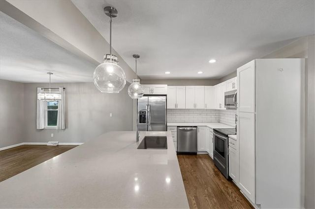 8719 Stearns Avenue, Overland Park, KS 66214
