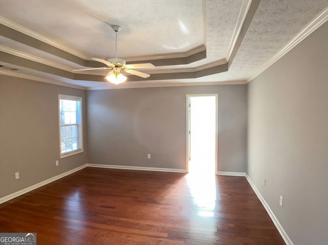 4306 Foxberry Run, Loganville, GA 30052