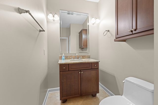 677 GUNNISON CV, Collierville, TN 38017