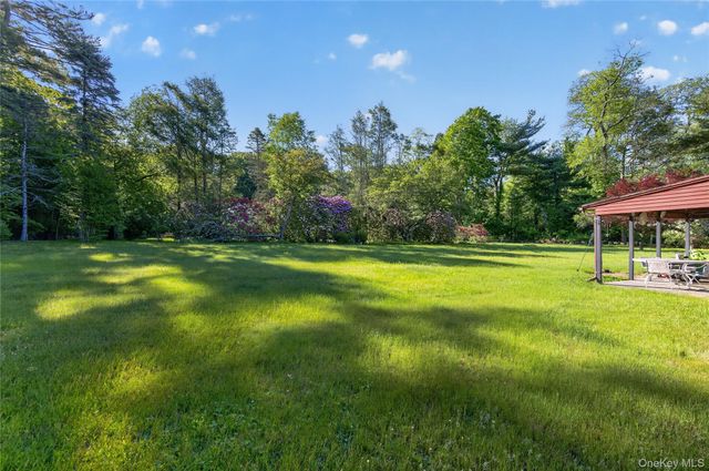 660 Washington Avenue, Plainview, NY 11803