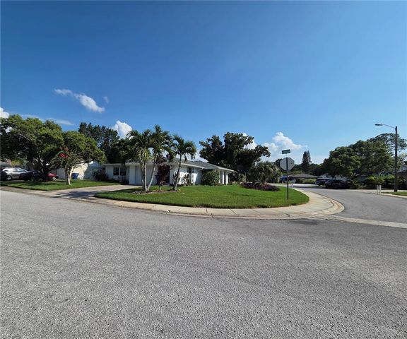 7628 VALLEY COURT, New Port Richey, FL 34653