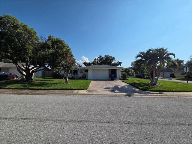 7628 VALLEY COURT, New Port Richey, FL 34653