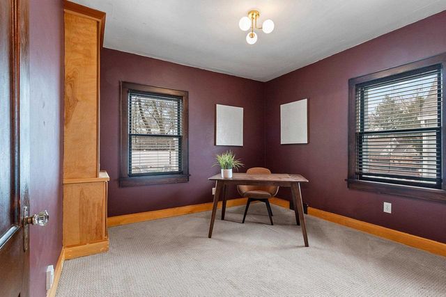 904 ALLOUEZ TERRACE, Green Bay, WI 54301