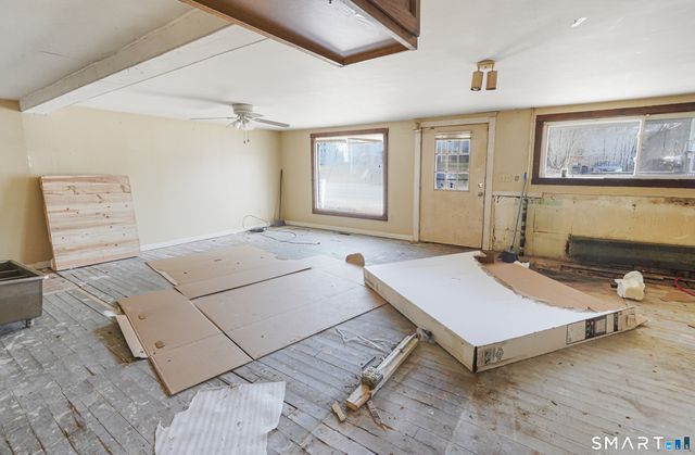 383 Putnam Pike, Killingly, CT 06241