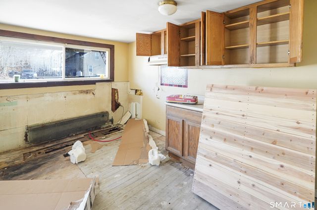 383 Putnam Pike, Killingly, CT 06241