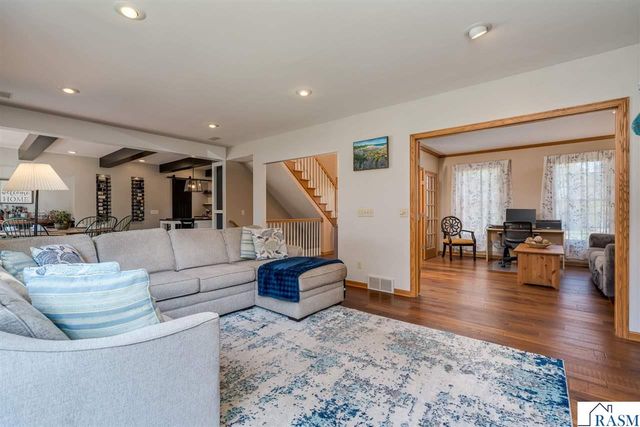 205 Mayan Way, Mankato, MN 56001
