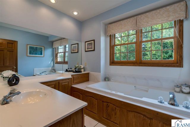 205 Mayan Way, Mankato, MN 56001