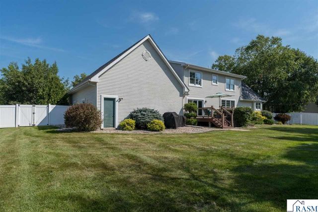 205 Mayan Way, Mankato, MN 56001