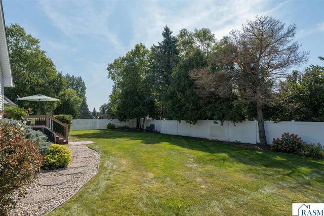205 Mayan Way, Mankato, MN 56001