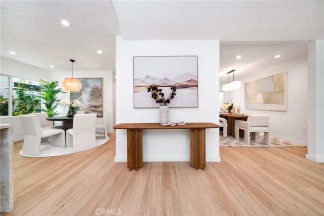 13946 Chandler, Sherman Oaks, CA 91401