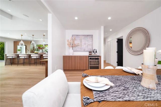 13946 Chandler, Sherman Oaks, CA 91401