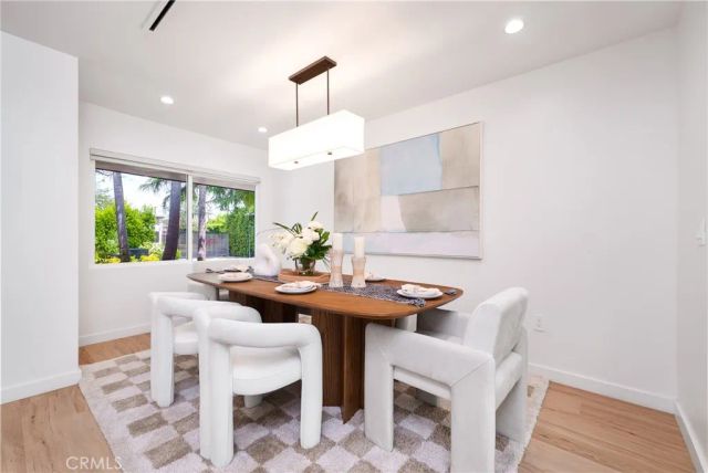 13946 Chandler, Sherman Oaks, CA 91401