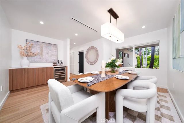 13946 Chandler, Sherman Oaks, CA 91401