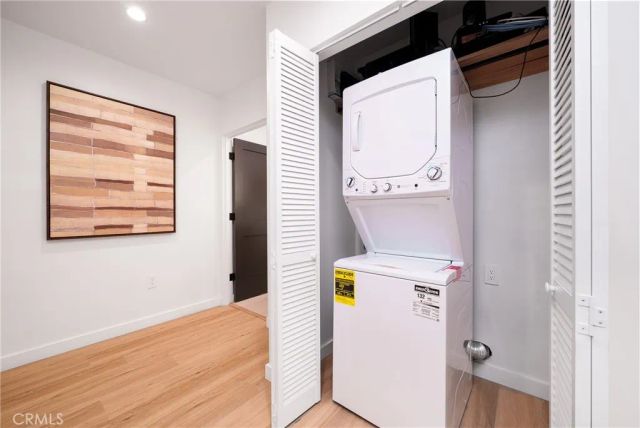 13946 Chandler, Sherman Oaks, CA 91401