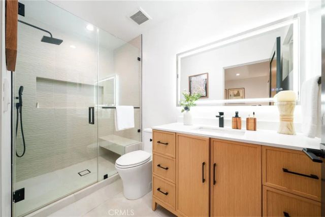 13946 Chandler, Sherman Oaks, CA 91401