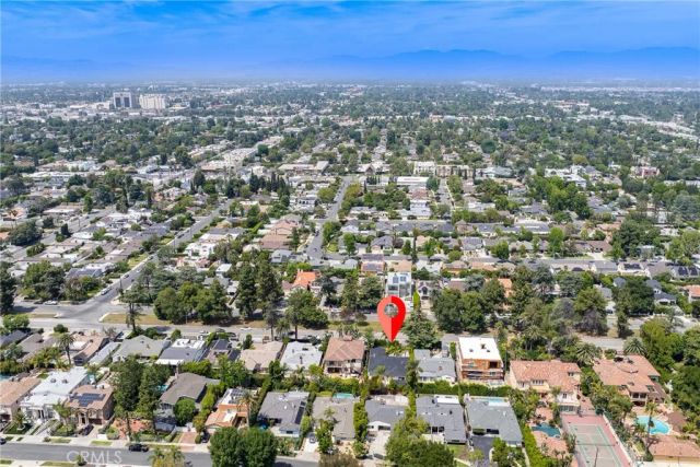 13946 Chandler, Sherman Oaks, CA 91401
