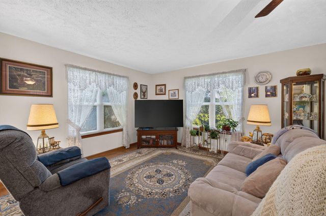 303 Jennifer Lane, Rogersville, MO 65742