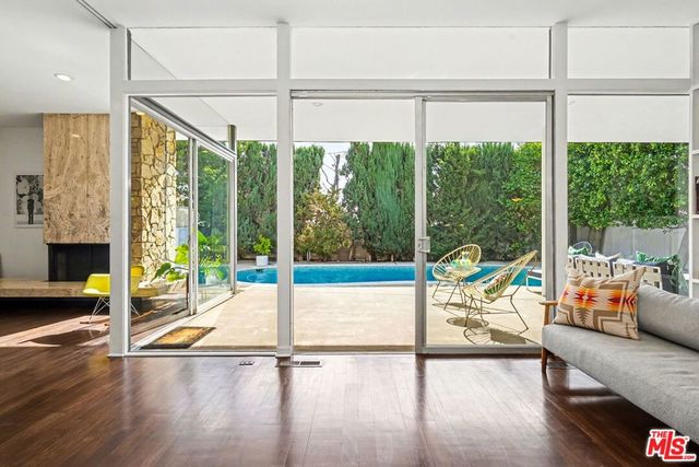 6110 Mary Ellen Avenue, Van Nuys, CA 91401