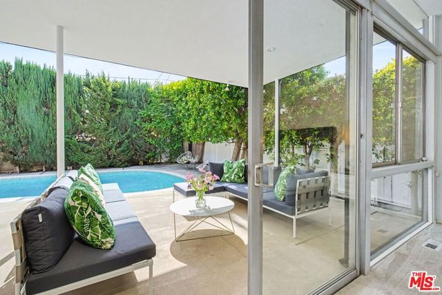 6110 Mary Ellen Avenue, Van Nuys, CA 91401