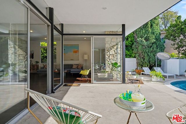 6110 Mary Ellen Avenue, Van Nuys, CA 91401