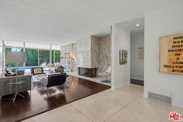 6110 Mary Ellen Avenue, Van Nuys, CA 91401