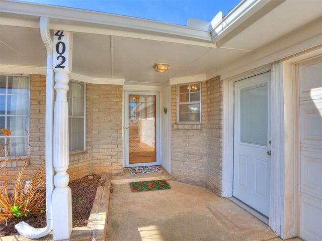 402 NE 19th Street, Moore, OK 73160