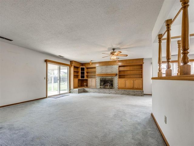 402 NE 19th Street, Moore, OK 73160