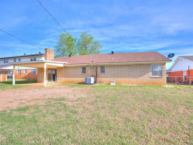 402 NE 19th Street, Moore, OK 73160
