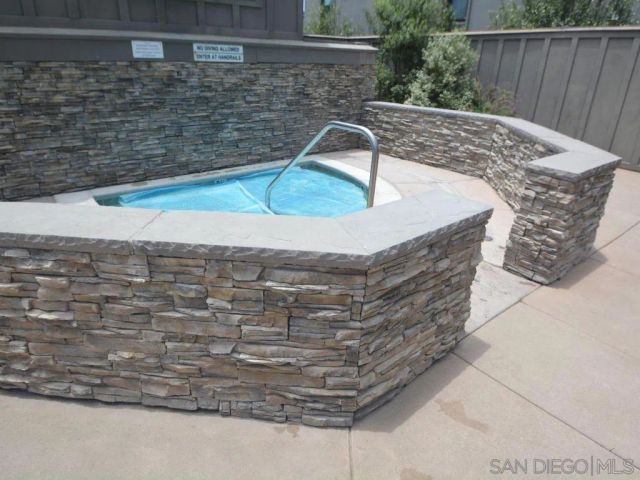 238 Dolphin Cove Ct, Del Mar, CA 92014