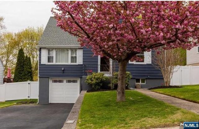 109 Brookview Drive, Woodland Park, NJ 07424