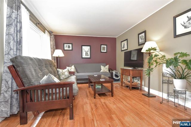 109 Brookview Drive, Woodland Park, NJ 07424