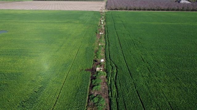 13085 N Vincent Rd, Turlock, CA 95380