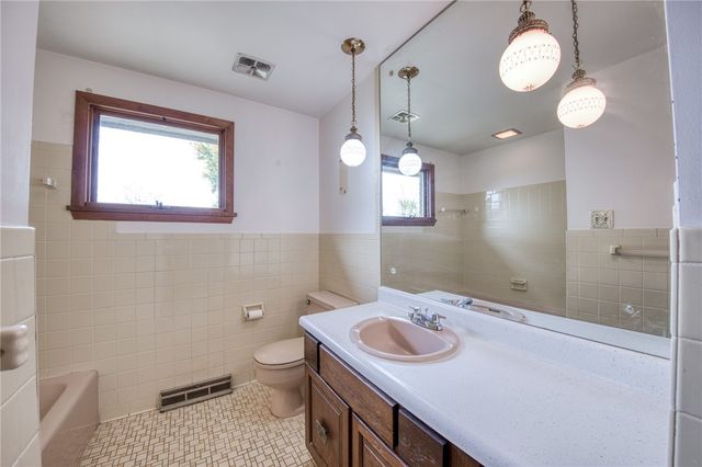 219 Center New Texas Road, Plum Boro, PA 15239