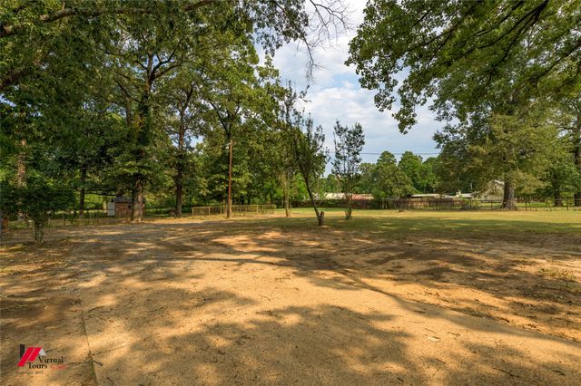 335 Woodland Park, Stonewall, LA 71078