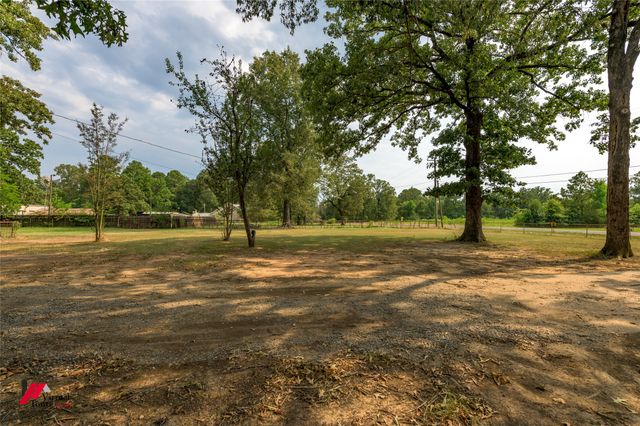 335 Woodland Park, Stonewall, LA 71078