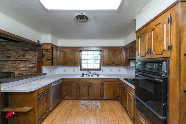 335 Woodland Park, Stonewall, LA 71078