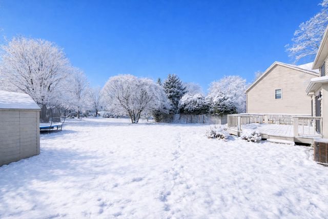 484 Blodgett Court, Naperville, IL 60565