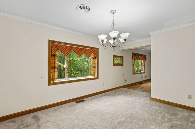 5774 London Groveport Road, Orient, OH 43146