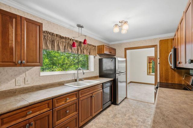 5774 London Groveport Road, Orient, OH 43146