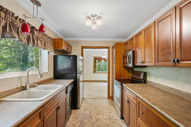 5774 London Groveport Road, Orient, OH 43146