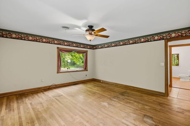 5774 London Groveport Road, Orient, OH 43146