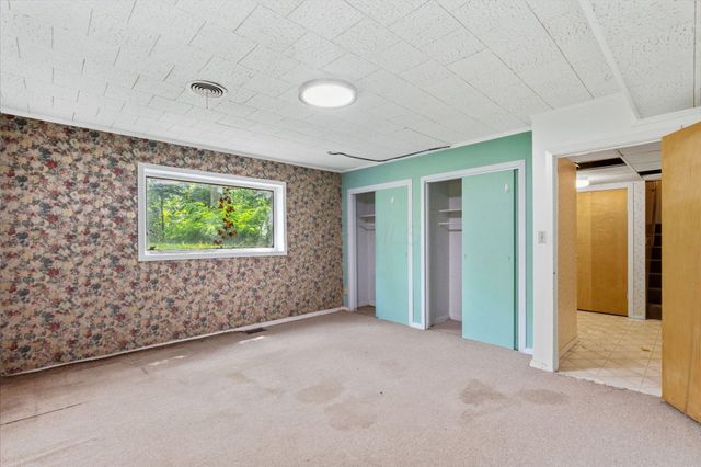 5774 London Groveport Road, Orient, OH 43146