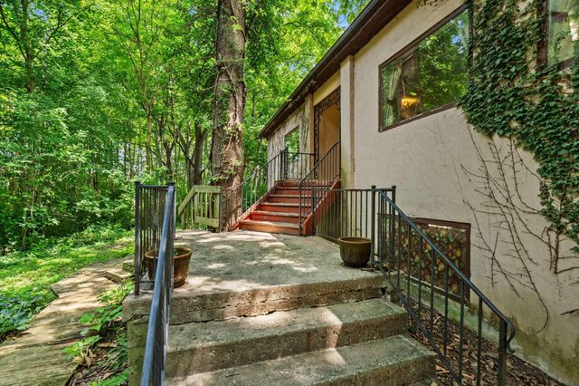 5774 London Groveport Road, Orient, OH 43146