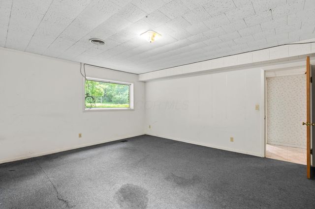 5774 London Groveport Road, Orient, OH 43146