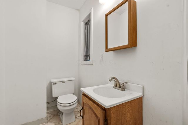 5774 London Groveport Road, Orient, OH 43146