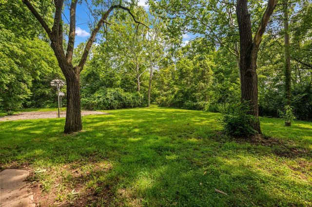 5774 London Groveport Road, Orient, OH 43146